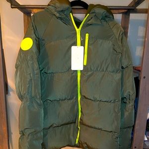 NWT Maia Voyager Puffer Coat